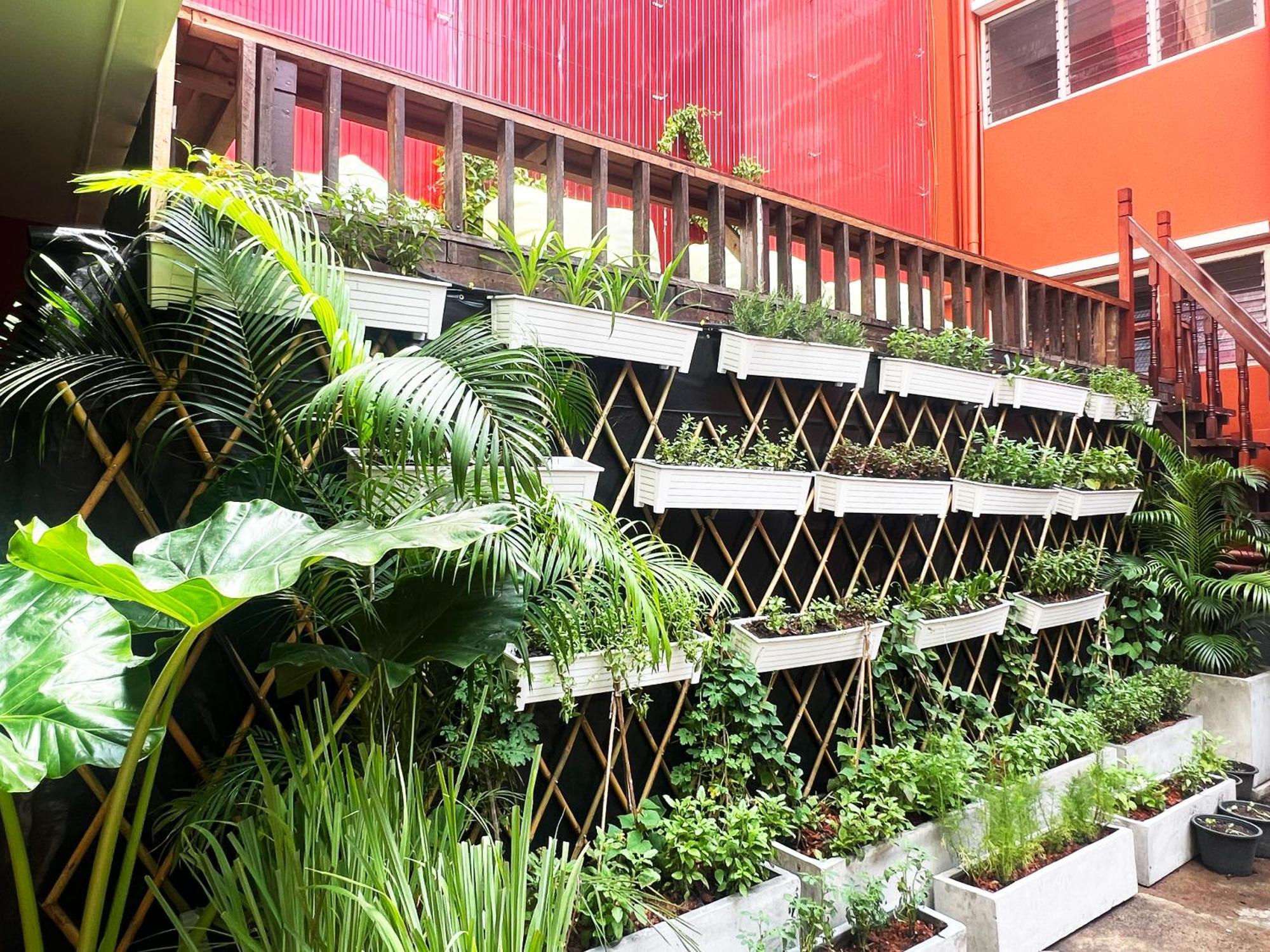 Vonden Garden By Merry V Bangkok Buitenkant foto