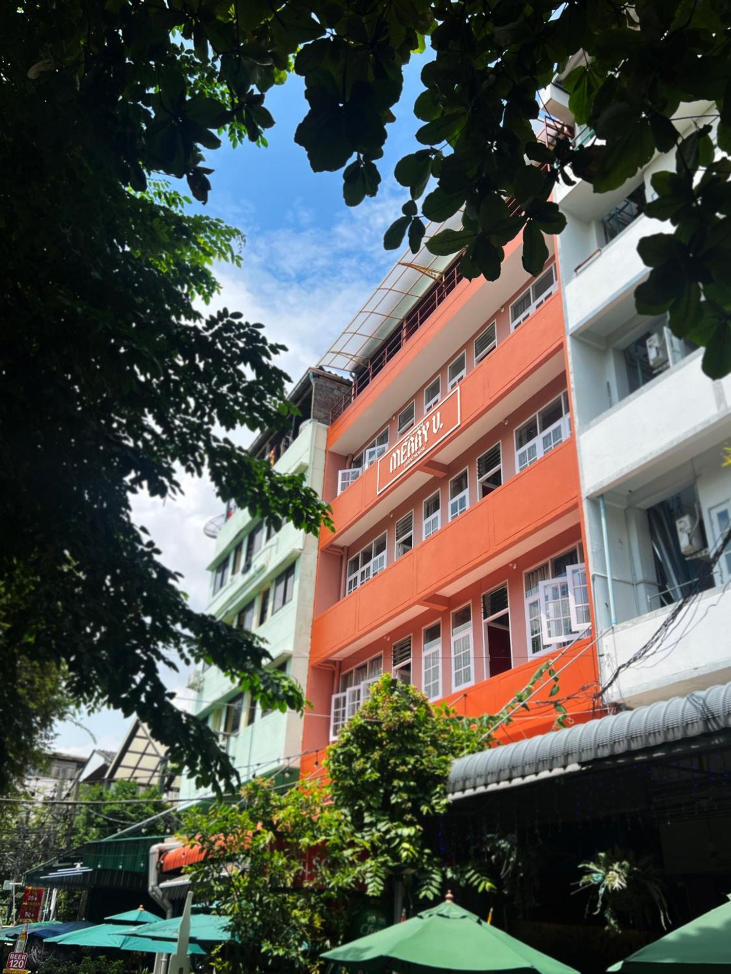 Vonden Garden By Merry V Bangkok Buitenkant foto